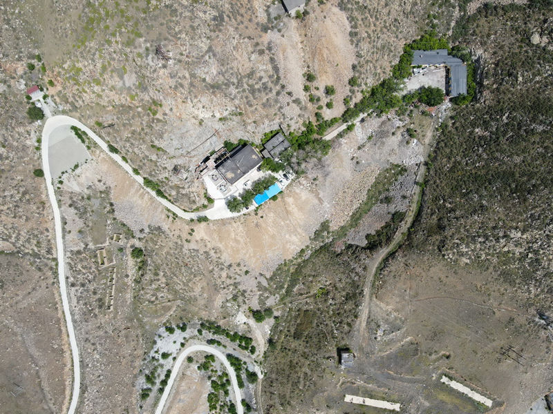 Xinjiang: esta??o de energia hidrelétrica está localizada a 136 metros subterraneos  