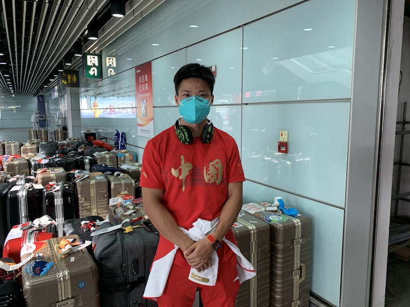 Todos os atletas chineses que participaram das Olimpíadas de Tóquio regressaram a Beijing