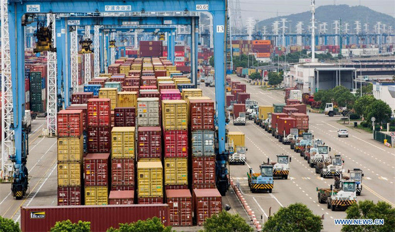 China: Porto de Ningbo-Zhoushan atinge 20 milh?es em rendimento de TEU