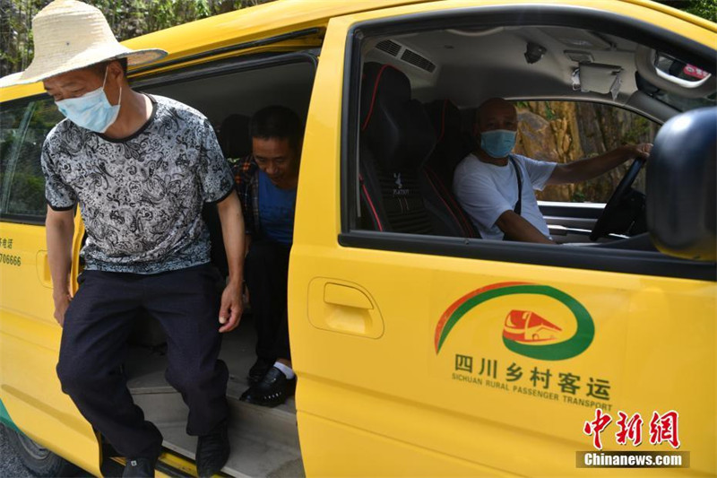 Sichuan: Grand Canyon Bashan com novo anel interno de 50 km