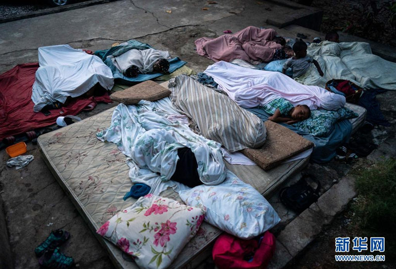 Número de mortos do terramoto no Haiti sobe para mais de 1900