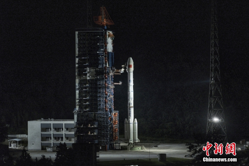 China envia novo satélite experimental de comunica??o com sucesso