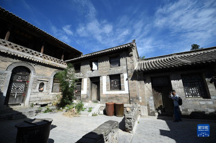 Alde?es nas montanhas Taihang enriquecem com o desenvolvimento de cultura e turismo 