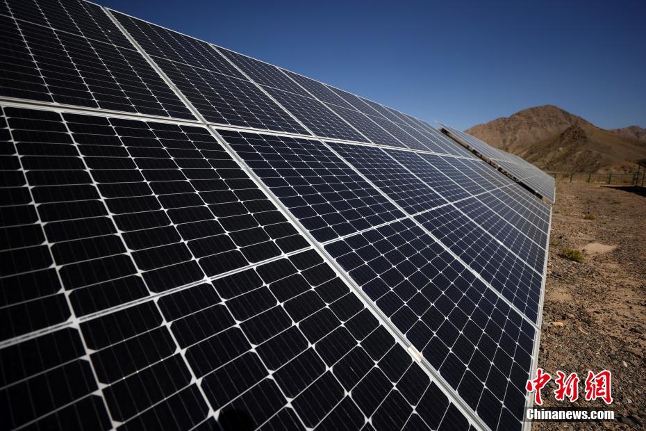 Xinjiang: usina fotovoltaica ajuda a consolidar conquistas de erradica??o da pobreza