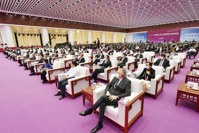 Exposi??o internacional de cultura e turismo do vinho é inaugurada no noroeste da China