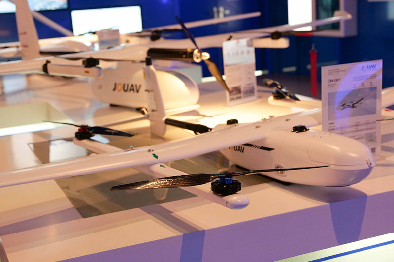 China: carreiras de alta tecnologia atraem jovens para o Parque de Software de Xinjiang