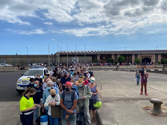 Espanha: vulc?o continua em erup??o em La Palma