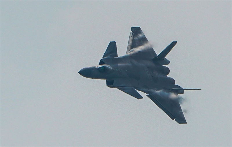 13o Show Aéreo da China é inaugurado em Zhuhai