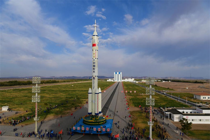 China se prepara para lan?ar nave espacial tripulada Shenzhou-13