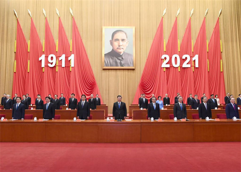 Xi explica o que os últimos 110 anos têm mostrado ao povo chinês desde a Revolu??o de 1911