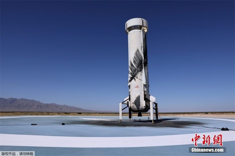 Capit?o Kirk de “Star Trek” completa viagem espacial com 90 anos de idade 