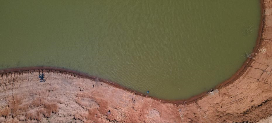 Brasil: água armazenada no maior reservatório em S?o Paulo n?o atinge 30% devido à seca