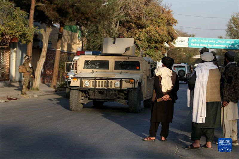 Afeganist?o: explos?o em entrada de hospital deixa dezenas de mortos e feridos em Cabul