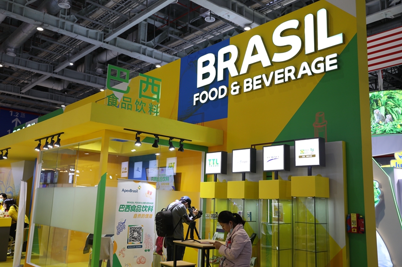 Galeria: exposi??os brasileiras atraem visitantes na CIIE