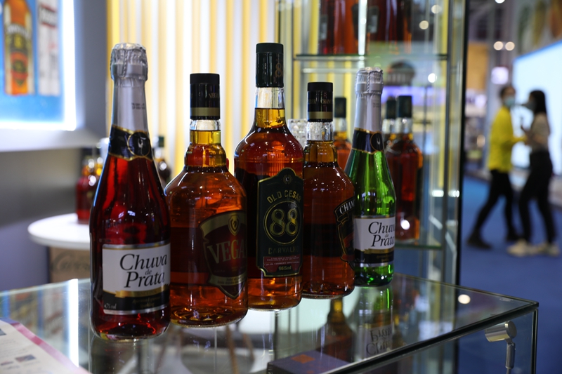 Galeria: exposi??os brasileiras atraem visitantes na CIIE