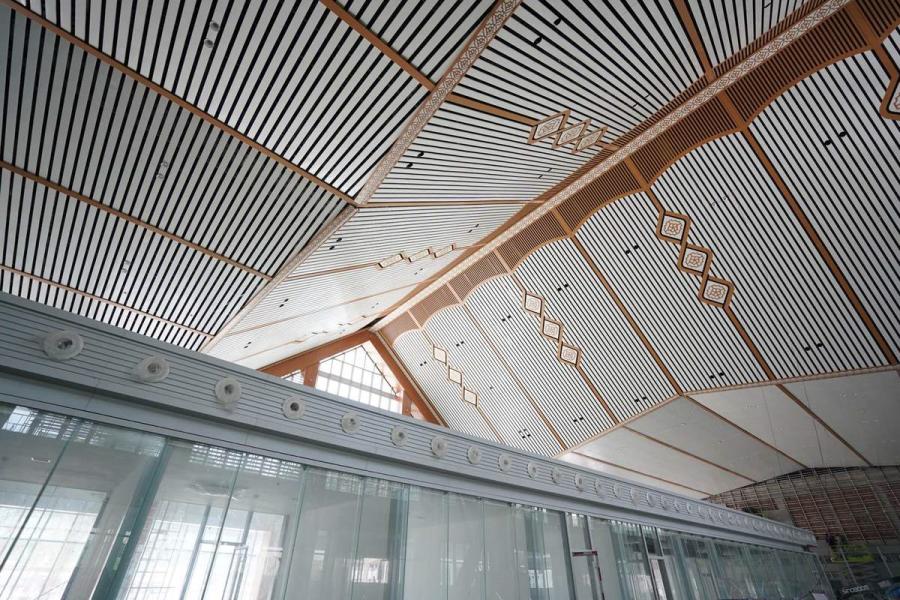 Terminada quinta esta??o na linha ferroviária China-Laos