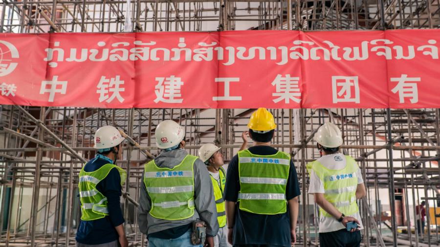Terminada quinta esta??o na linha ferroviária China-Laos