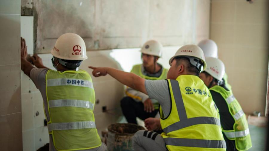 Terminada quinta esta??o na linha ferroviária China-Laos