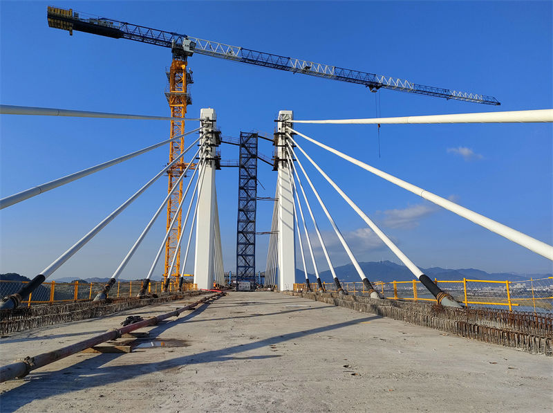 Ponte ferroviária de alta velocidade que atravessa o mar completa jun??o