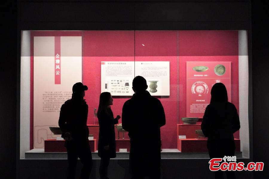 204 relíquias de bronze s?o exibidas no Museu Guizhou