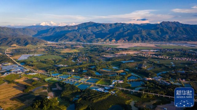 Ferrovia China-Laos iniciará opera??es nesta sexta-feira