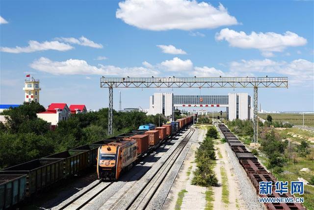 Porto da fronteira China-Mongólia movimenta mais de 2.500 trens de carga China-Europa