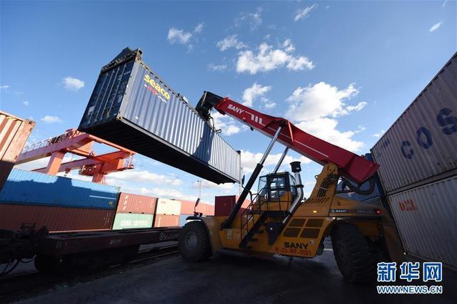 Porto da fronteira China-Mongólia movimenta mais de 2.500 trens de carga China-Europa