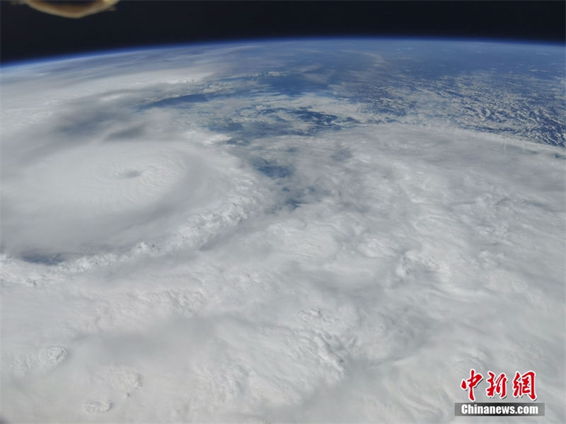 Galeria: exposi??o de fotografias do espa?o