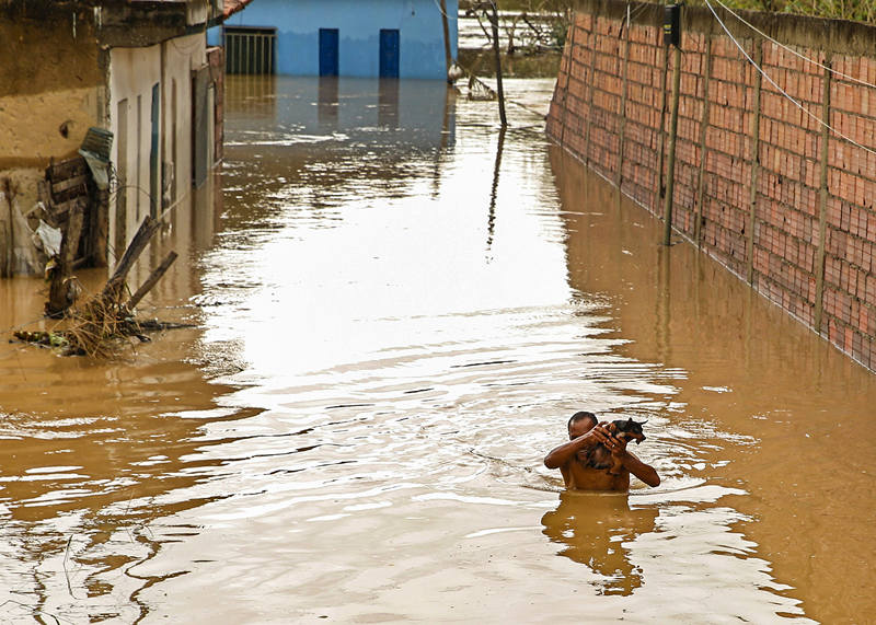 Brasil: inunda??es mataram 18 pessoas, 72 cidades entraram em estado de emergência