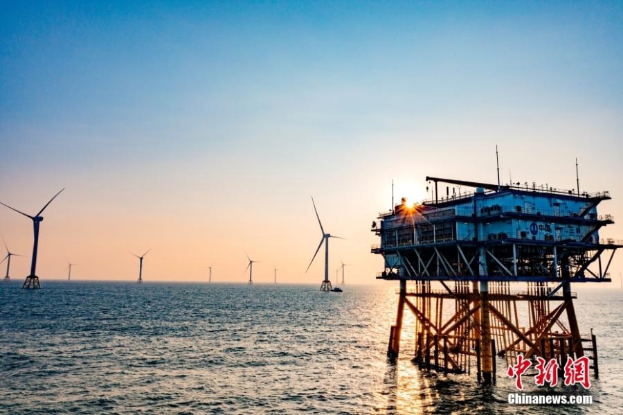 China: primeiro parque eólico offshore de gigawatt inicia gera??o de energia