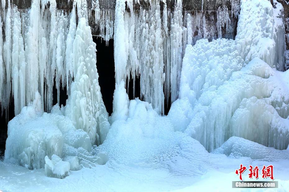 Galeria: “Palácio de Cristal” na Mongólia Interior