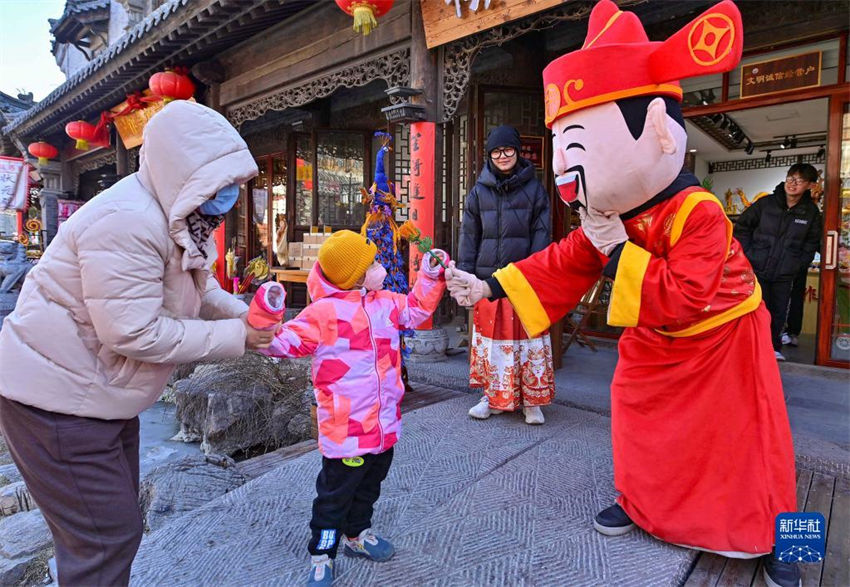 China registra 251 milh?es de viagens de turismo doméstico durante férias do Festival da Primavera de 2022