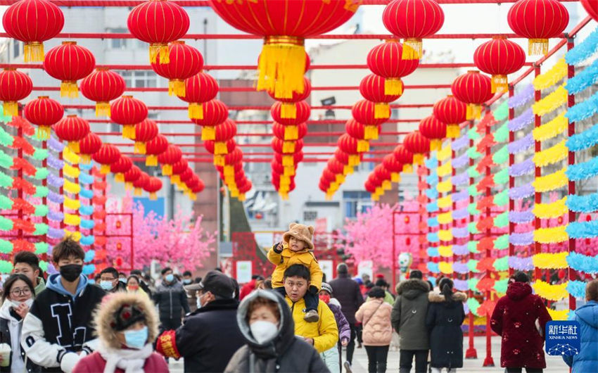 China registra 251 milh?es de viagens de turismo doméstico durante férias do Festival da Primavera de 2022