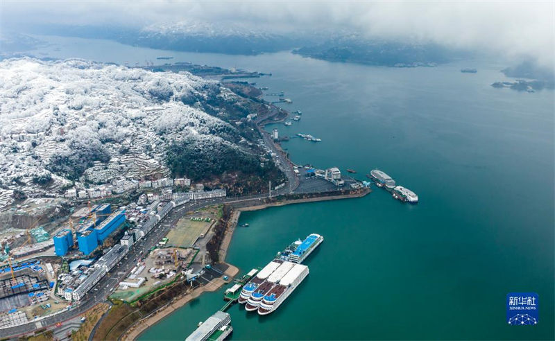 China registra queda de neve em várias cidades