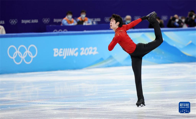 Salto axel quádruplo de Yuzuru Hanyu é reconhecido pela ISU, Jin Boyang da China bate o melhor recorde pessoal