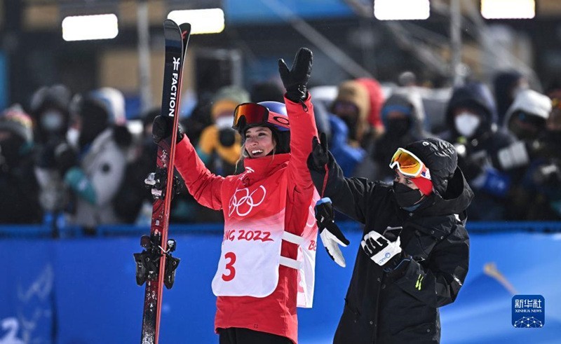 Beijing 2022: Gu Ailing conquista prata na final do snowboard slopestyle feminino