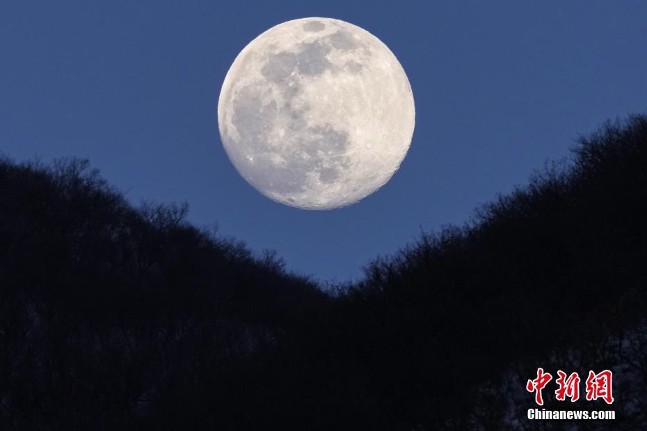 Galeria: Festival das Lanternas brindado pela lua cheia
