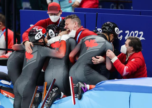 Canadá vence revezamento 5.000m masculino de patina??o de velocidade em pista curta em Beijing 2022