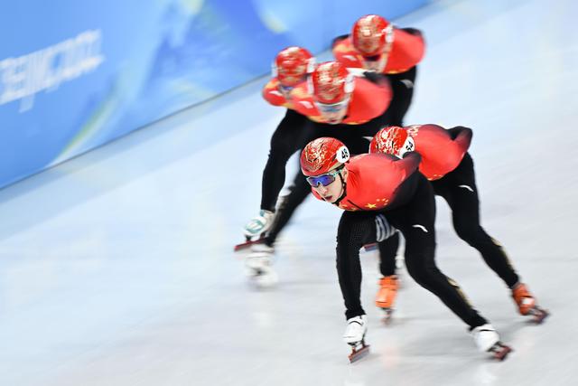 Canadá vence revezamento 5.000m masculino de patina??o de velocidade em pista curta em Beijing 2022