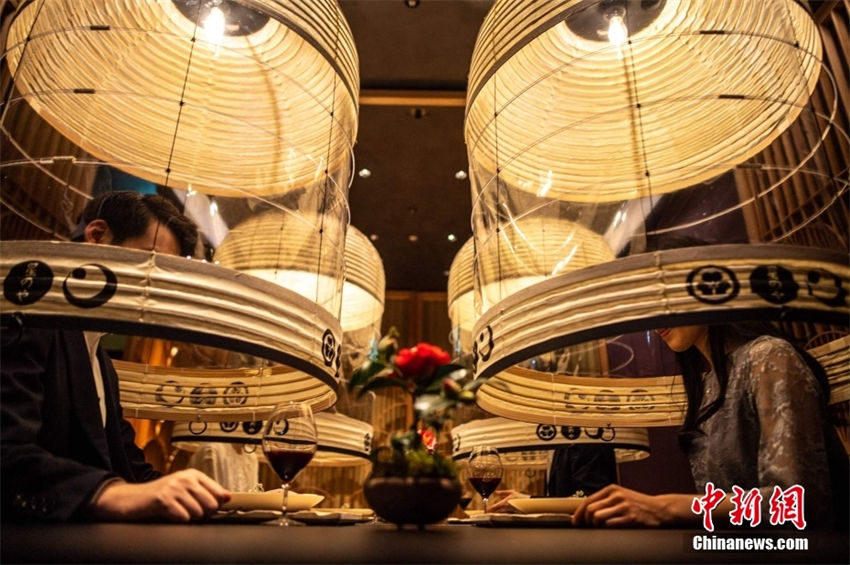 Jap?o: hotel de Tóquio implementa equipamentos de manuten??o distancia social