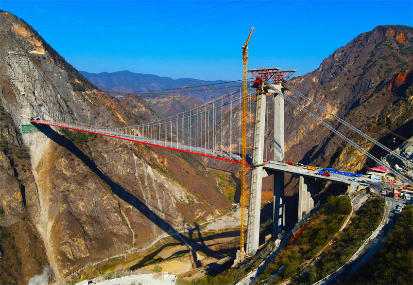 Yunnan: constru??o da ponte Lvzhijiang é concluída 
