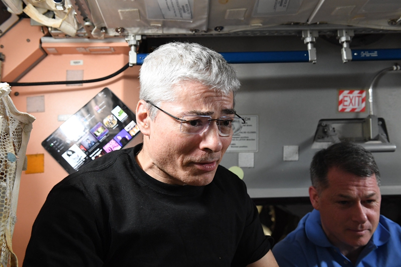 Experiência de planta??o de pimenta na Esta??o Espacial Internacional é um sucesso