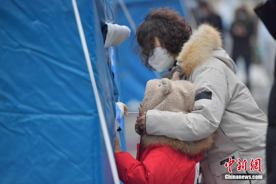 Changchun imp?e lockdown em meio a surto da COVID-19