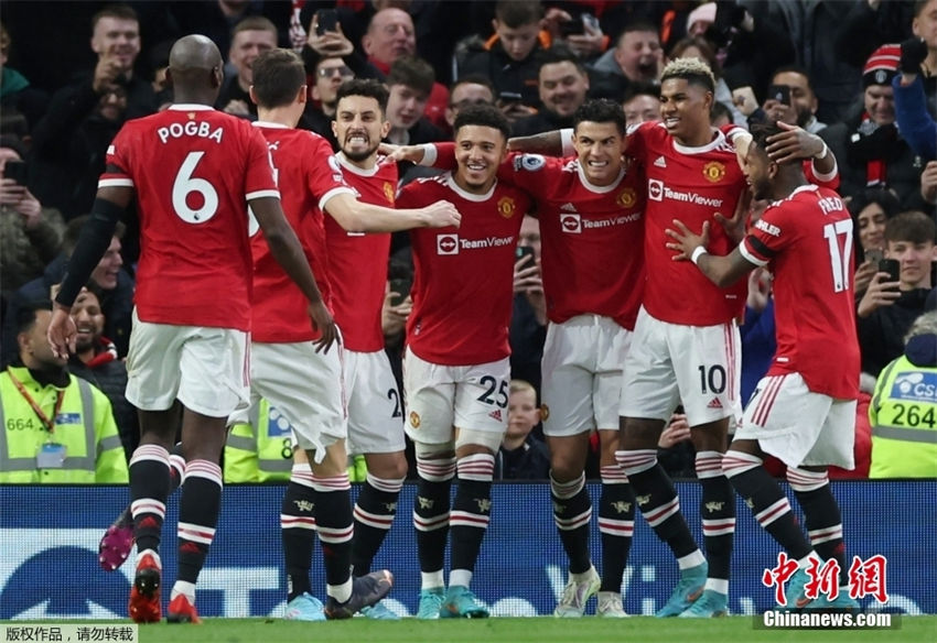 Cristiano Ronaldo reivindica recorde de artilheiro de todos os tempos com 807 gols