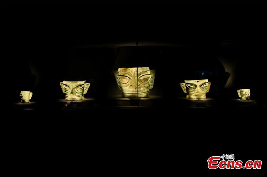 Sal?o recém-renovado do Museu de Sanxingdui aberto ao público