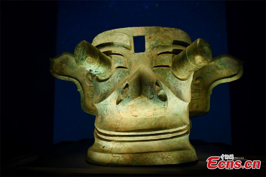 Sal?o recém-renovado do Museu de Sanxingdui aberto ao público