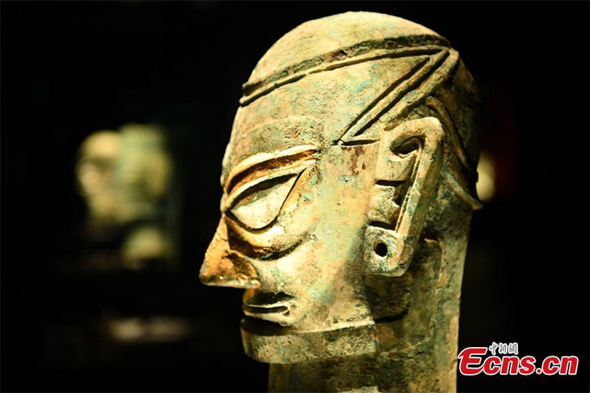 Sal?o recém-renovado do Museu de Sanxingdui aberto ao público