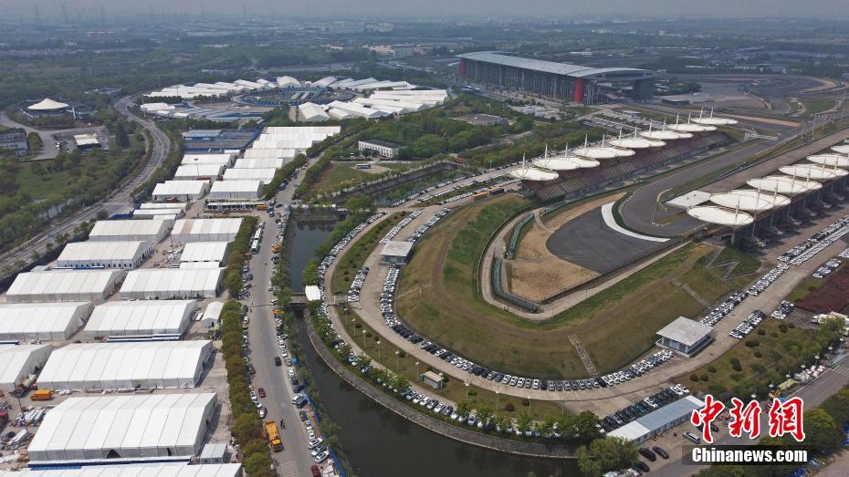 Pra?a aquática de F1 em Shanghai e vários estacionamentos s?o convertidos em hospital de campanha