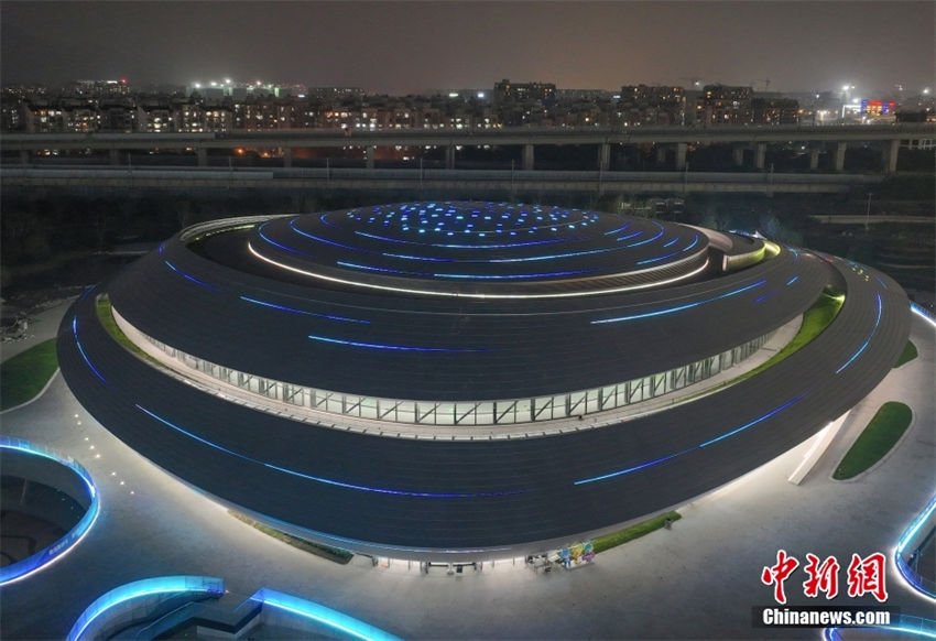 Galeria: vista noturna do local de esportes eletr?nicos dos Jogos Asiáticos de Hangzhou 2022
