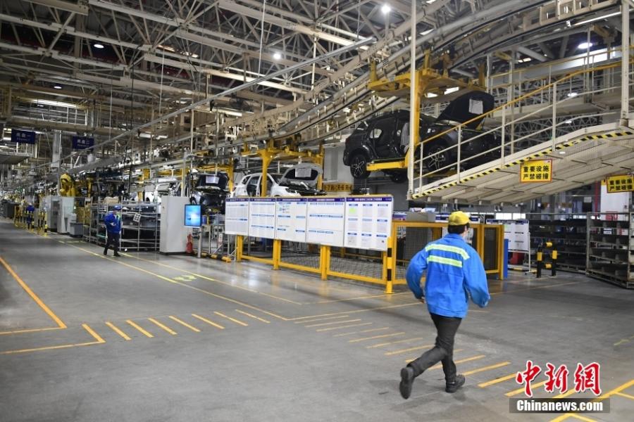 A maioria das empresas retoma produ??o em Shanghai